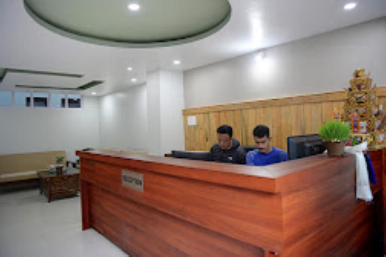 Hotel Tawang Heights , 타왕 외부 사진